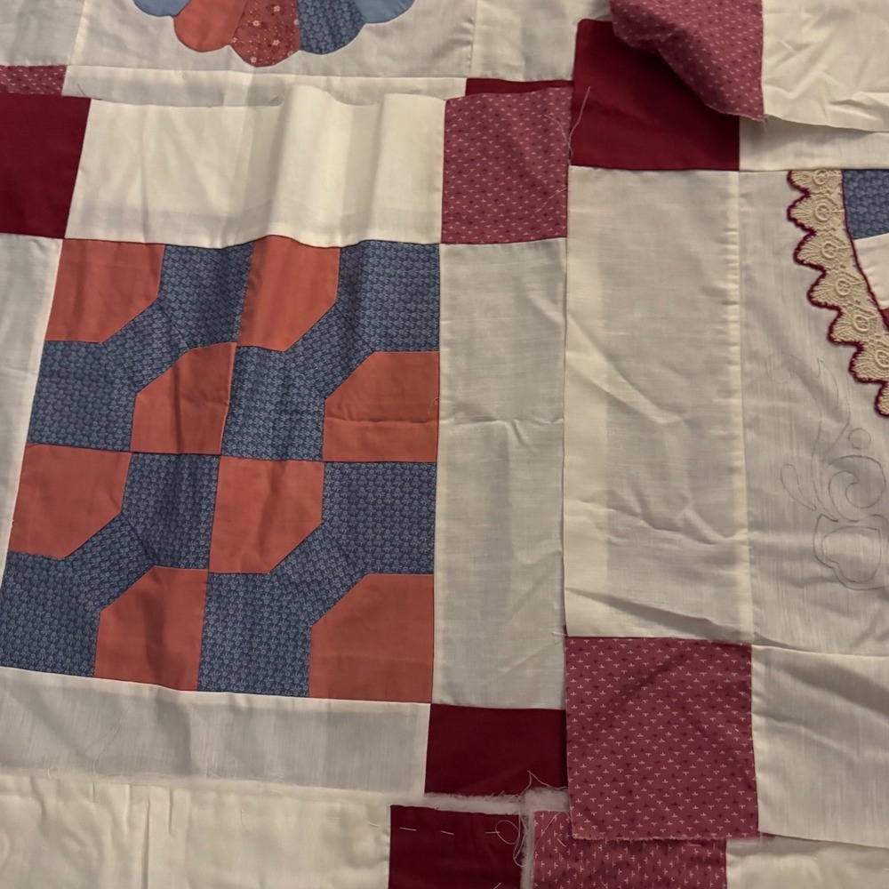 Handmade Quilt Top Panels 12 Vintage Patchwork Red White Blue Cotton - Picture 15 of 16
